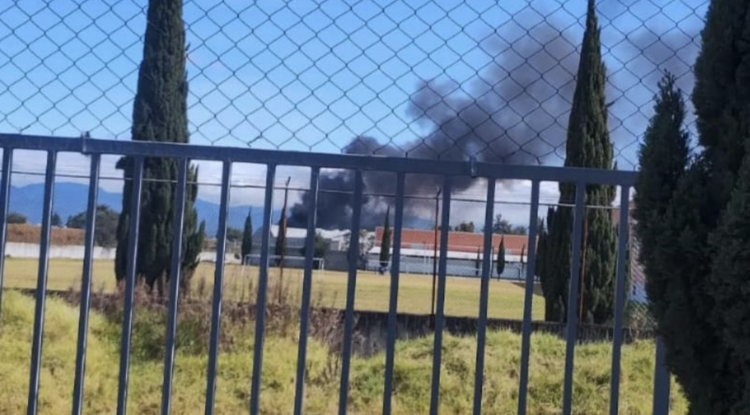 Sheinbaum pide esperar peritajes en caso de desplome de avión en Estado de México. Foto de X @Gposiadeoficial