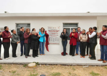 Invierte Gobierno Municipal en vivienda digna para adultos mayores; Alcaldesa Carmen Lilia Canturosas entrega nuevas villas a Sistema DIF