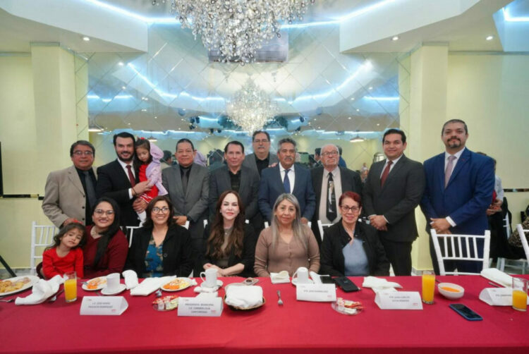 Fortalece Carmen Lilia Canturosas lazos de unidad y colaboración con líderes religiosos de Nuevo Laredo