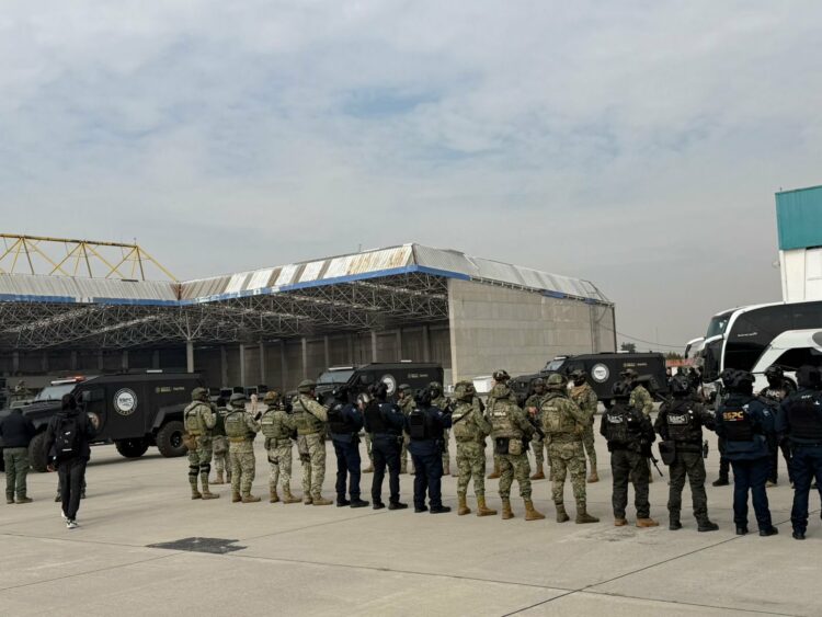 Traslado de 37 reos a EE.UU. se dio tras análisis y a petición del Departamento de Estado. Foto de X Omar García Harfuch