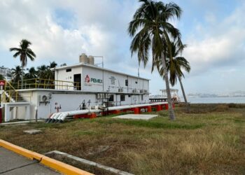 Contrato con Cuba continuará dependiendo de disponibilidad. Foto de Pemex