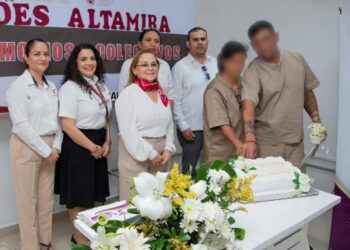 Celebran matrimonios colectivos en CEDES Altamira