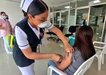 IMSS Tamaulipas aplica más de 27 mil dosis contra el sarampión en jornada intensiva de vacunación. Foto de IMSS Tamaulipas