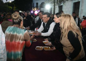 Con tamaliza celebran Día de la Candelaria en Victoria