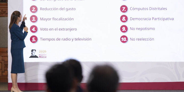 Sheinbaum presenta 'Decálogo por la Democracia' en Reforma Electoral. Foto de Presidencia de México