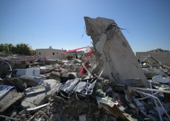 Van 321 mexicanos evacuados por rutas terrestres desde Medio Oriente. Foto de X