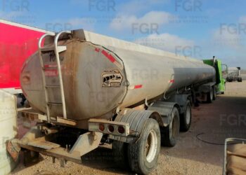 Decomisan más de 2 millones de litros de hidrocarburo en Reynosa. Foto de FGR