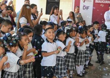Arrancan Lalo y Lucy actividades del Mes de la Educación Especial