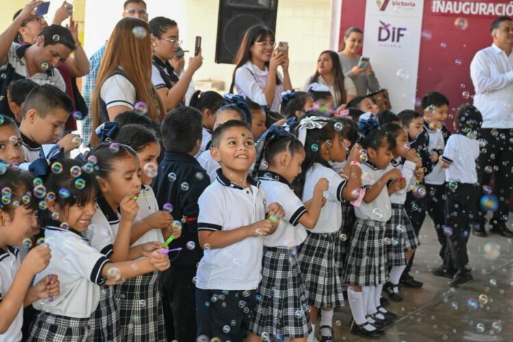 Arrancan Lalo y Lucy actividades del Mes de la Educación Especial