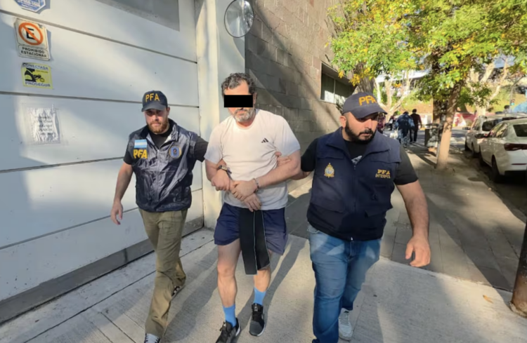 México espera que deportación de sobrino de exsecretario de Marina no se convierta en tema político. Foto de X